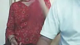 রাশিয়ান হু উপর অন্তরীণ ইন্ডিয়ান রেপ সেক্স ভিডিও করা হয়.