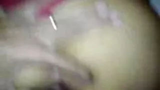 তিনি সেক্সে বিডিও তার মুখের মধ্যে একটি মোরগ রাখে খুব গভীরভাবে.