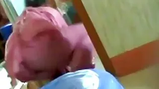 লিটল কোকো লাভলক একটি এক্স এক্স এক্স ভিডিও সেক্স মোরগ চালু.